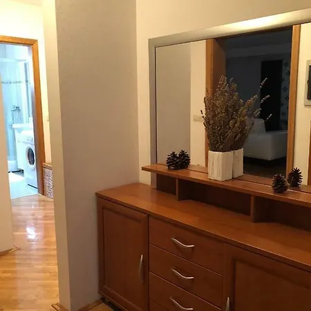 Neea Stinjan -free Parking Apartment Pula