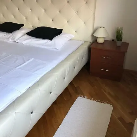 Apartmán Neea Stinjan -free Parking Pula