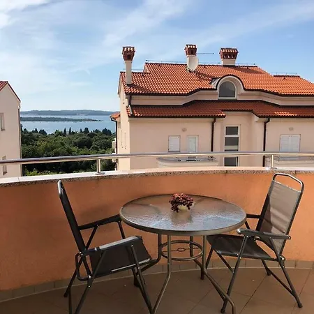 Apartment Neea Stinjan -free Parking Pula