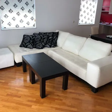 Neea Stinjan -free Parking Apartmán *