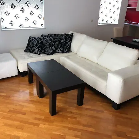 Apartment Neea Stinjan -free Parking Pula