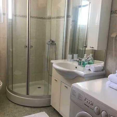 Apartment Neea Stinjan -free Parking Pula