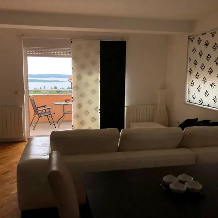 Neea Stinjan -free Parking Apartmán Pula